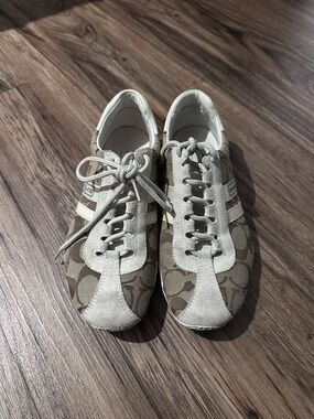 Vintage Y2K Coach Beige and Cream Signature Canvas Sneakers